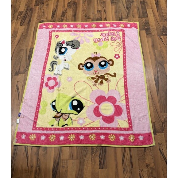 Vintage 2008 Hasbro LPS Littlest Pet Shop Fleece Plush Throw Blanket 50x60 - Picture 9 of 16
